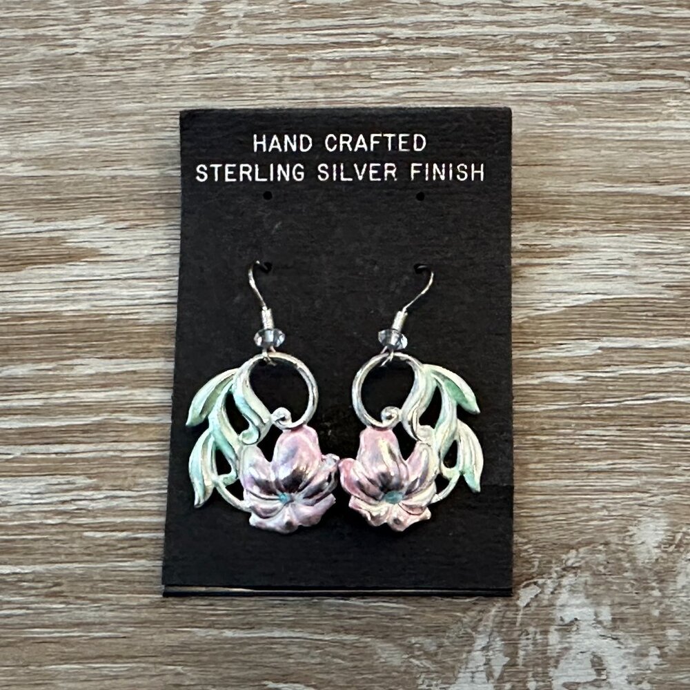 Gorgeous Flower Dangle Pierced Earrings Silver Plated w Pink & Green Enamel